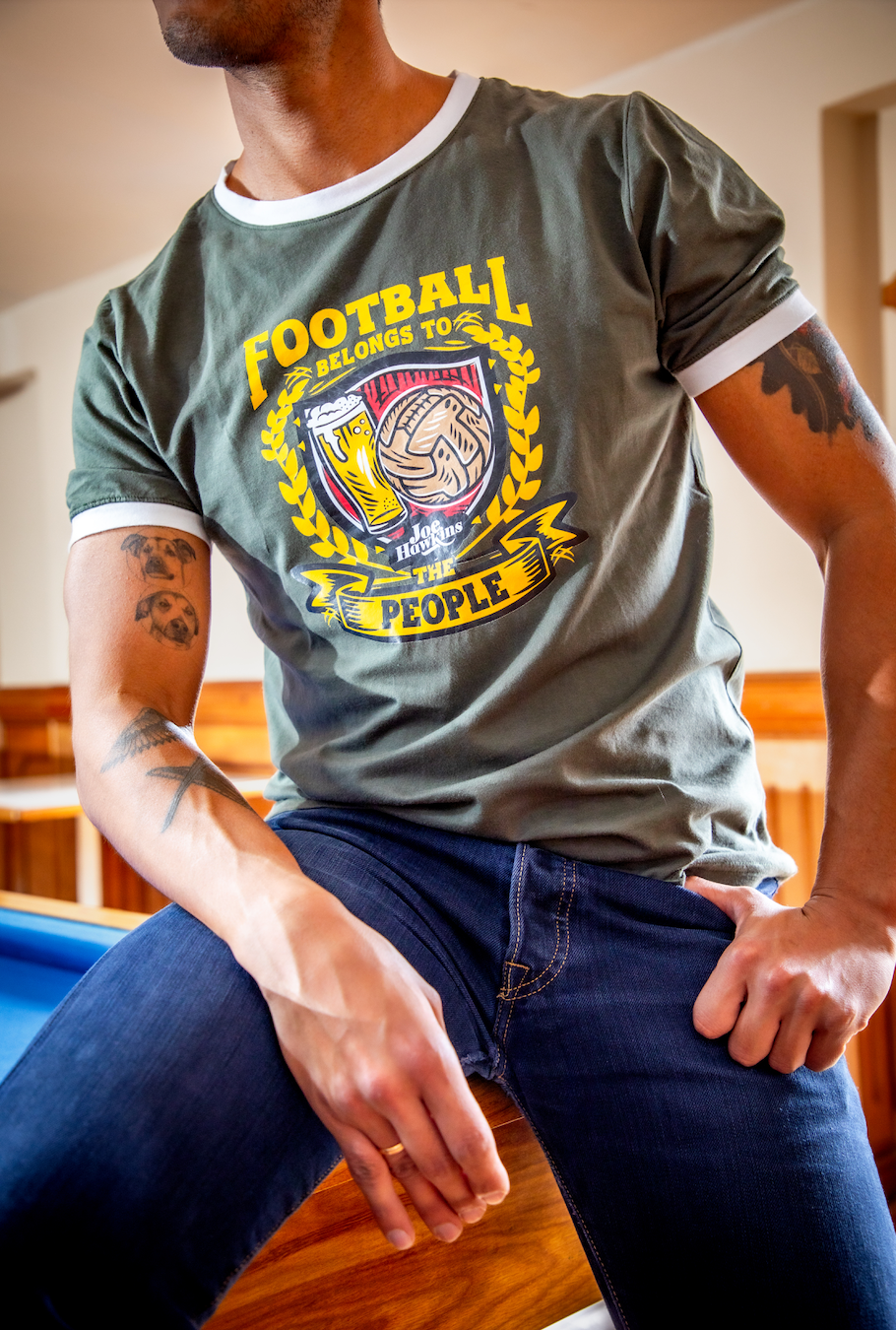 T-shirt - Football belongs to the people (Olive green)