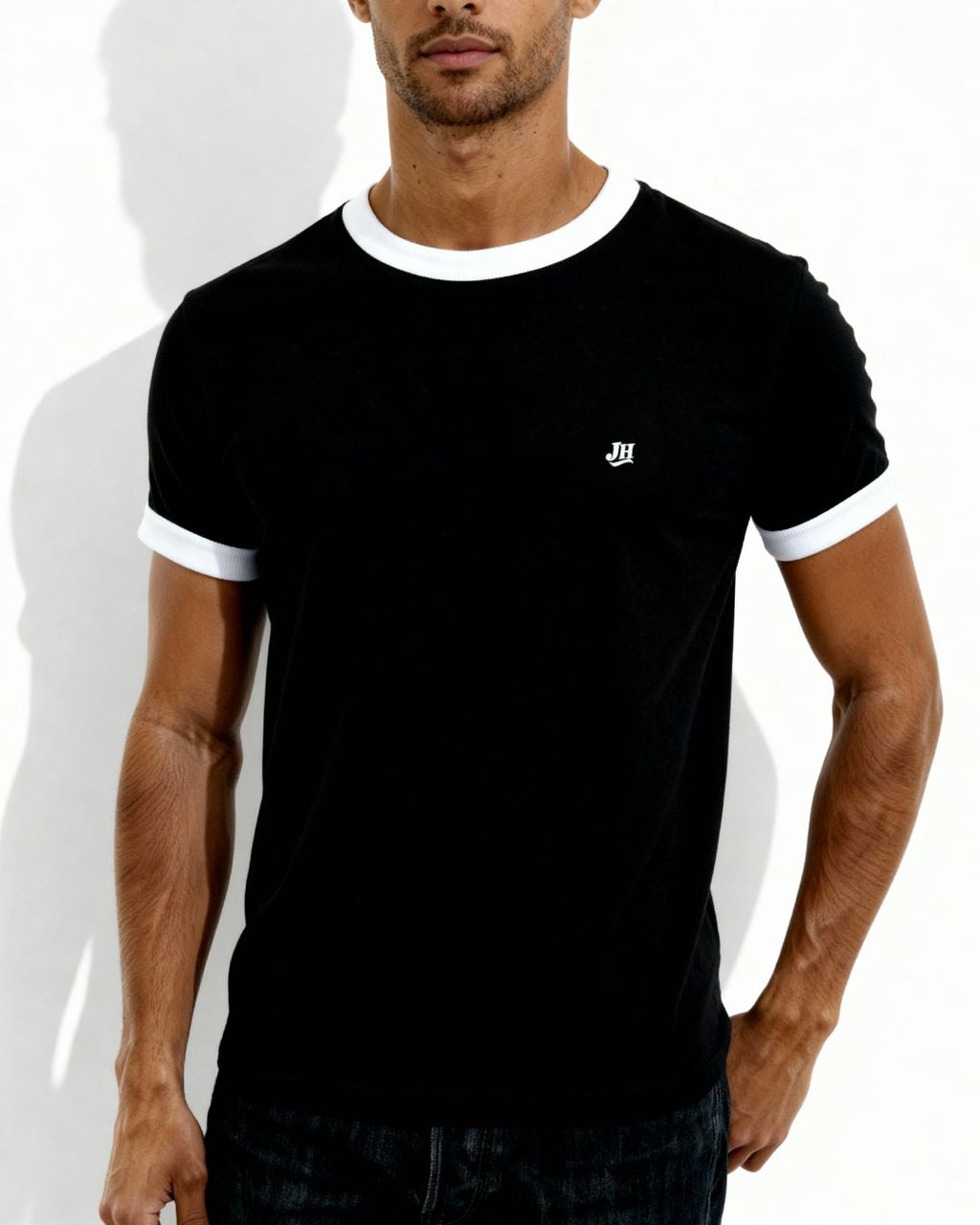 Camiseta Ringer - Negro y blanco