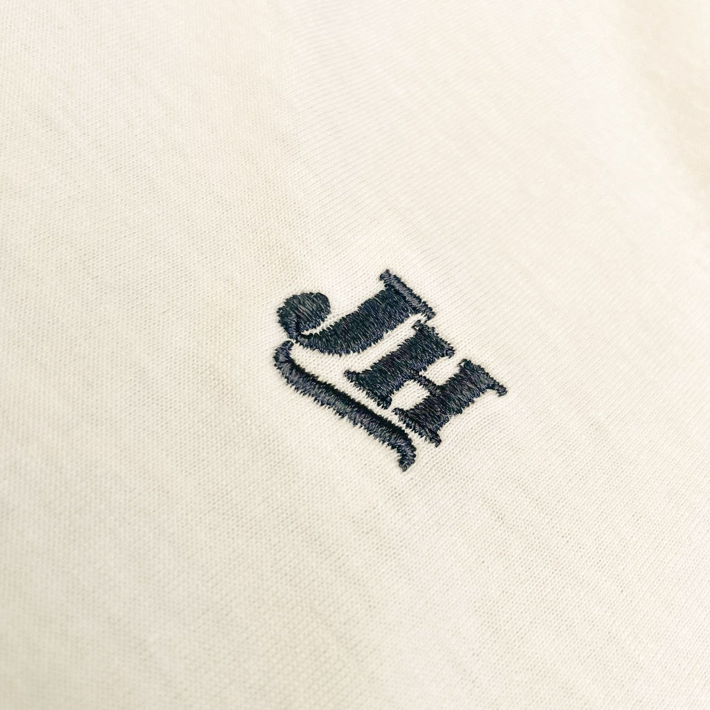Camiseta básica (Crema)